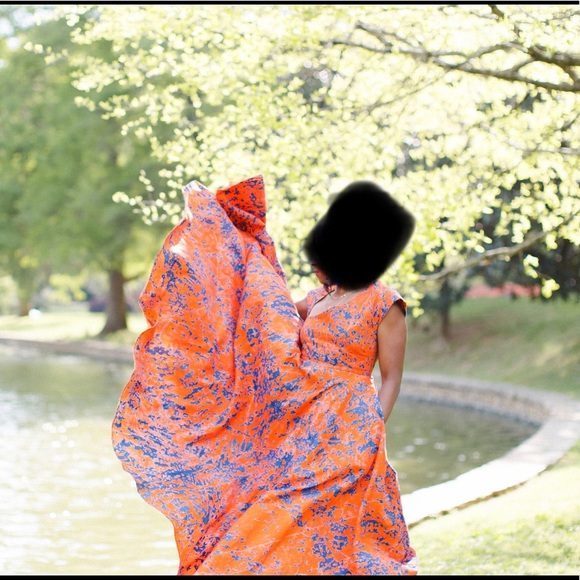 SOLD OUT SHOWSTOPPER Talensi dress - Sz Large - Picture 5 of 10